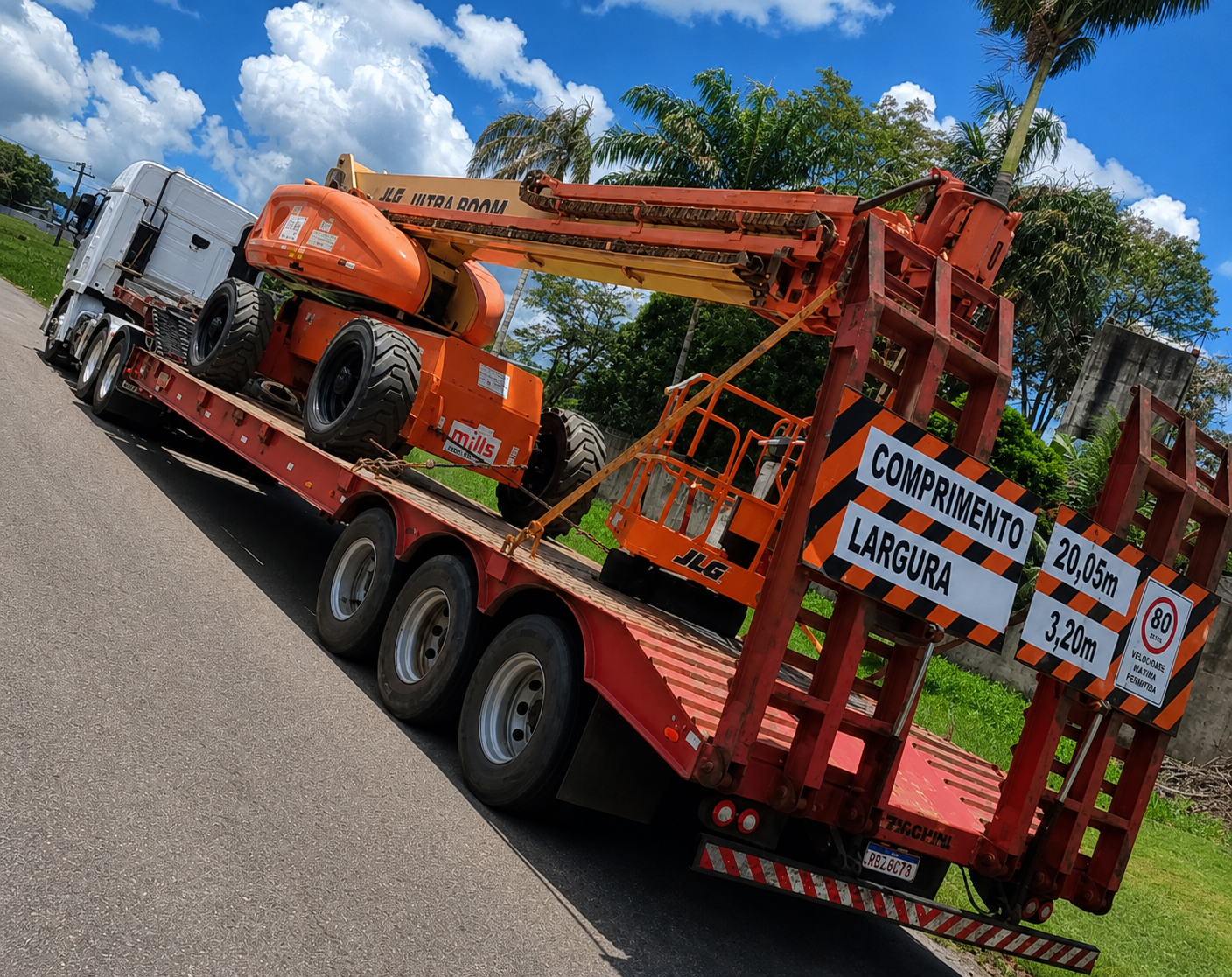 Transporte de Escavadeiras - Mina do Pará